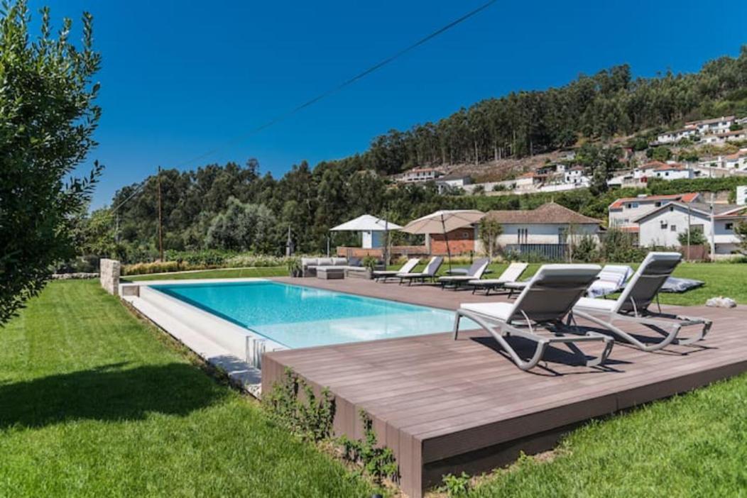 Casa Pelourinho De Louredo With Pool Hotel Paredes  Kültér fotó